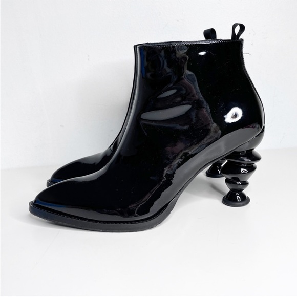 John Fluevog Powerhouse Rashida Black Patent Bootie 11 - Picture 5 of 12